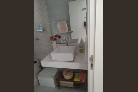 Apartamento à venda com 3 quartos, 65m² em Umuarama, Osasco