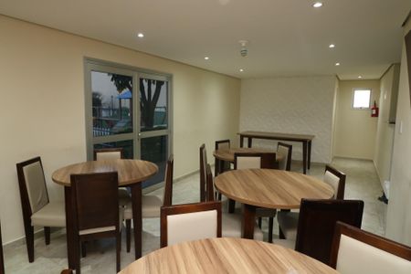 Apartamento para alugar com 53m², 2 quartos e 1 vagaÁrea comum - Salão de festas