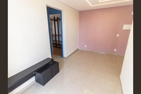 Sala de apartamento para alugar com 2 quartos, 40m² em Canindé, São Paulo