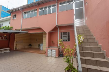 Casa à venda com 250m², 2 quartos e 4 vagasQuintal  