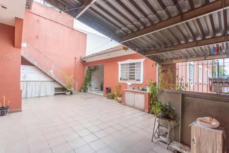 Casa à venda com 250m², 2 quartos e 4 vagasQuintal 