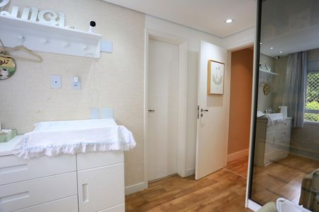 Apartamento à venda com 182m², 4 quartos e 3 vagas Apartamento à venda com 182m², 4 quartos e 3 vagassuíte 1