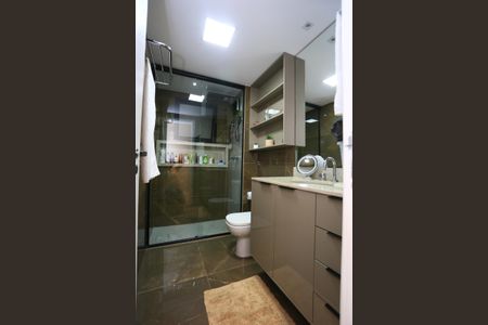 Apartamento à venda com 182m², 4 quartos e 3 vagas Apartamento à venda com 182m², 4 quartos e 3 vagasbanheiros