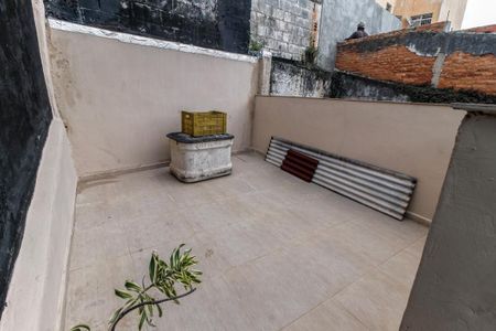 Casa à venda com 94m², 2 quartos e 2 vagasTerraço