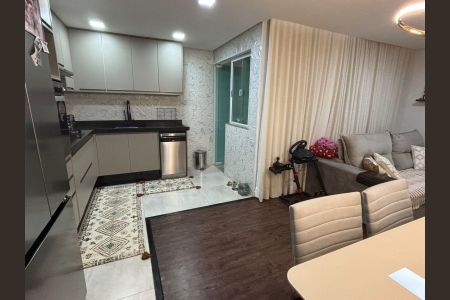 Apartamento à venda com 65m², 2 quartos e 2 vagasCozinha