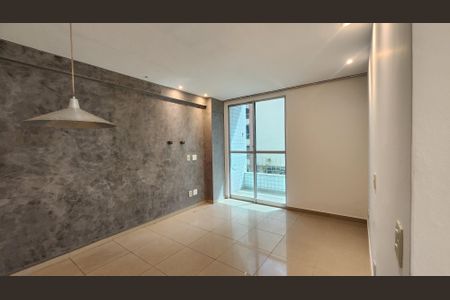 Sala de apartamento para alugar com 2 quartos, 60m² em Pituba, Salvador