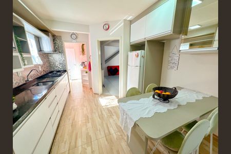 Casa para alugar com 167m², 4 quartos e 6 vagasCozinha