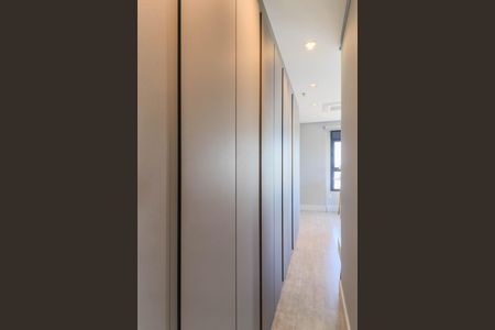 Apartamento para alugar com 105m², 1 quarto e 2 vagasCloset da Suíte