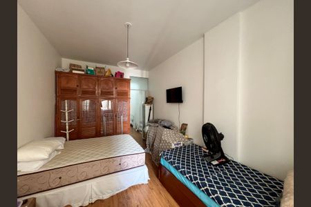 Quarto de apartamento à venda com 1 quarto, 50m² em Copacabana, Rio de Janeiro