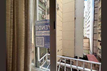 Apartamento à venda com 50m², 1 quarto e sem vagaPlaca