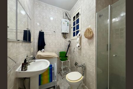 Banheiro de apartamento à venda com 1 quarto, 50m² em Copacabana, Rio de Janeiro