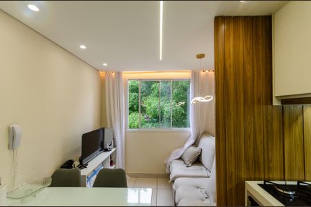 Apartamento para alugar com 33m², 2 quartos e sem vaga Apartamento para alugar com 33m², 2 quartos e sem vagaSala