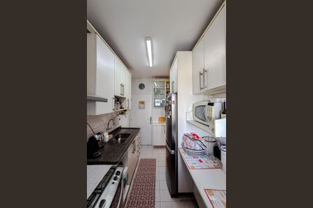 Apartamento à venda com 70m², 3 quartos e 2 vagasCozinha