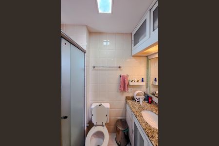 Apartamento à venda com 70m², 3 quartos e 2 vagasBanheiro da Suíte