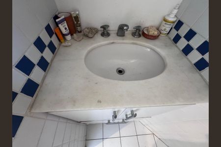 Apartamento à venda com 120m², 3 quartos e 2 vagasSuíte 3 - Banheiro