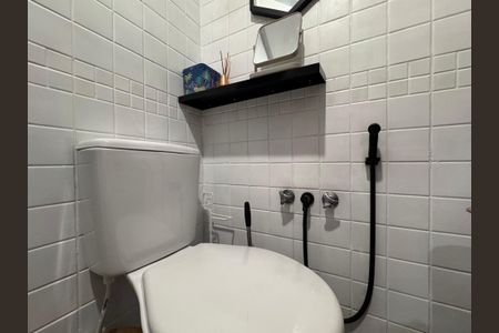 Apartamento à venda com 120m², 3 quartos e 2 vagasSuíte 2 - Banheiro