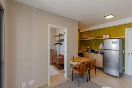 Sala de apartamento à venda com 2 quartos, 39m² em Vila Nova Conceição, São Paulo