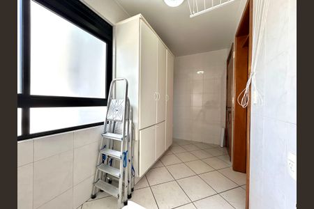 Apartamento para alugar com 165m², 4 quartos e 2 vagasÁrea de Serviço