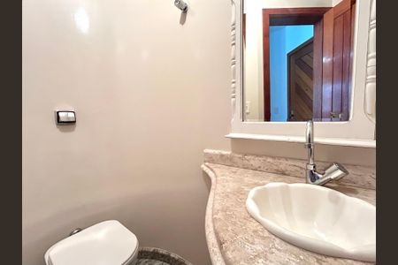 Apartamento para alugar com 165m², 4 quartos e 2 vagasLavabo