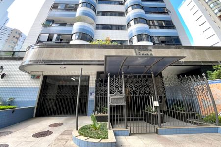 Apartamento para alugar com 165m², 4 quartos e 2 vagasFachada