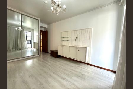 Apartamento para alugar com 165m², 4 quartos e 2 vagasSuíte 1