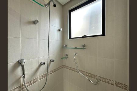 Apartamento para alugar com 165m², 4 quartos e 2 vagasBanheiro Suíte 2