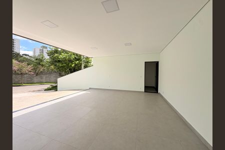 Casa de condomínio à venda com 200m², 3 quartos e 4 vagasGaragem
