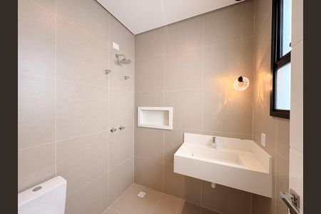 Casa de condomínio à venda com 200m², 3 quartos e 4 vagasBanheiro da Suíte 2