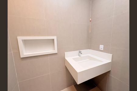 Casa de condomínio à venda com 200m², 3 quartos e 4 vagasBanheiro da Suíte 3