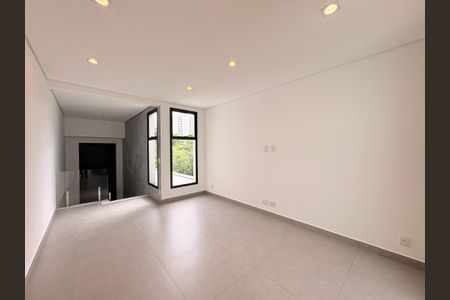 Sala de casa de condomínio à venda com 3 quartos, 200m² em Chácara Morada Mediterrânea, Jundiaí