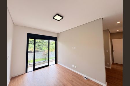 Casa de condomínio à venda com 200m², 3 quartos e 4 vagasSuíte Master