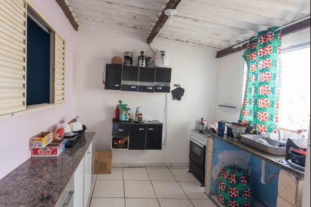 Casa para alugar com 300m², 3 quartos e 1 vagaCasa 2- Cozinha