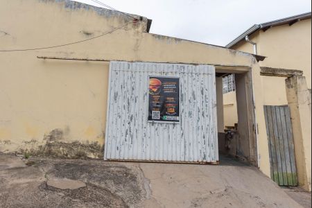 Casa para alugar com 300m², 3 quartos e 1 vagaCasa 2- Fachada