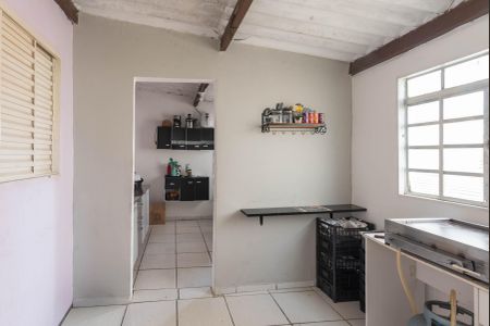 Casa para alugar com 300m², 3 quartos e 1 vagaCasa 2- Cozinha