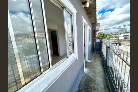 Casa para alugar com 35m², 1 quarto e 1 vaga Casa para alugar com 35m², 1 quarto e 1 vagaVaranda
