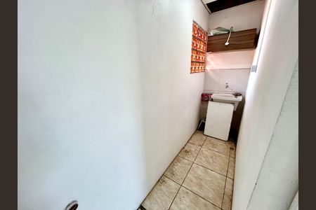 Casa para alugar com 35m², 1 quarto e 1 vaga Casa para alugar com 35m², 1 quarto e 1 vagaÁrea de Serviço