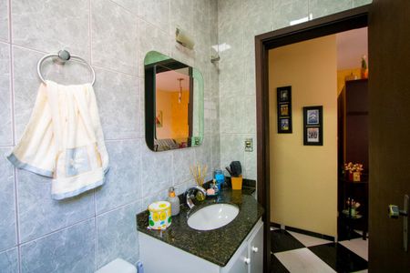 Apartamento à venda com 68m², 2 quartos e 1 vagaBanheiro social