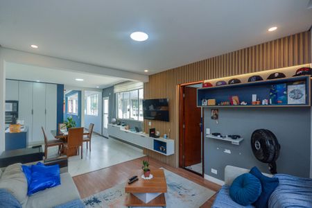 Casa para alugar com 197m², 4 quartos e 1 vaga