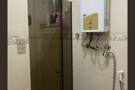 Banheiro de apartamento para alugar com 2 quartos, 54m² em Vila Isabel, Rio de Janeiro