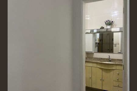 Banheiro de apartamento para alugar com 2 quartos, 54m² em Vila Isabel, Rio de Janeiro