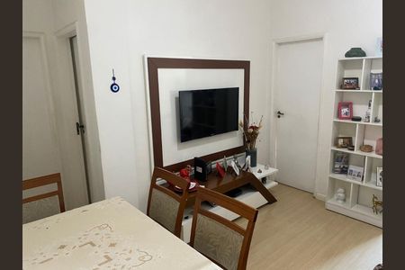 Sala de apartamento para alugar com 2 quartos, 54m² em Vila Isabel, Rio de Janeiro