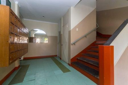 Hall de apartamento para alugar com 1 quarto, 32m² em Floresta, Porto Alegre