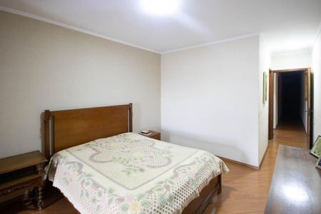 Casa para alugar com 250m², 4 quartos e 3 vagasSuíte 