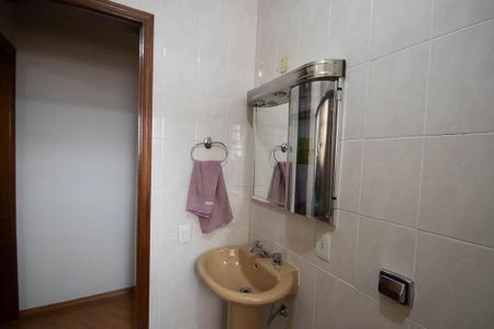 Casa para alugar com 250m², 4 quartos e 3 vagasBanheiro 3