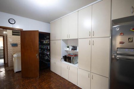 Casa para alugar com 250m², 4 quartos e 3 vagasCozinha 