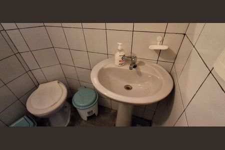 Apartamento à venda com 222m², 3 quartos e 4 vagas Apartamento à venda com 222m², 3 quartos e 4 vagasBanheiro garagem