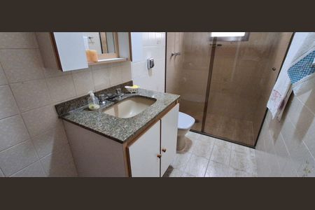 Apartamento à venda com 222m², 3 quartos e 4 vagas Apartamento à venda com 222m², 3 quartos e 4 vagasBanheiro Social