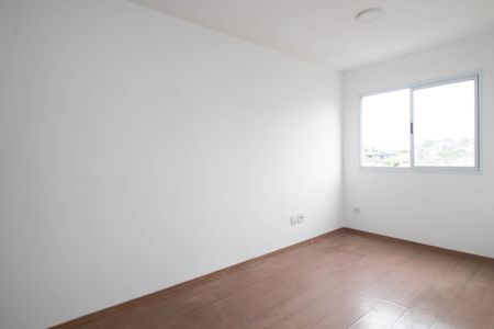 Sala de apartamento para alugar com 2 quartos, 47m² em Vila Pires, Guarulhos