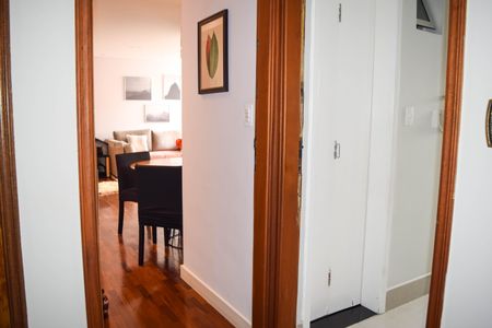 Apartamento à venda com 80m², 3 quartos e 1 vagaCorredor