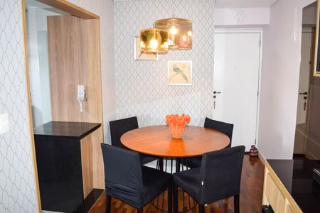 Apartamento à venda com 80m², 3 quartos e 1 vagaSala de Jantar